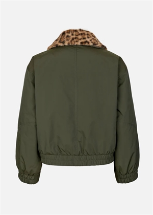 Bronte jakke Rosin Green Leopard Baum Und Pferdgarten